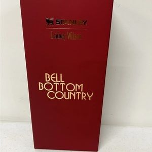 Brand new authentic Stanley x Lainey Wilson Country Gold Tumbler